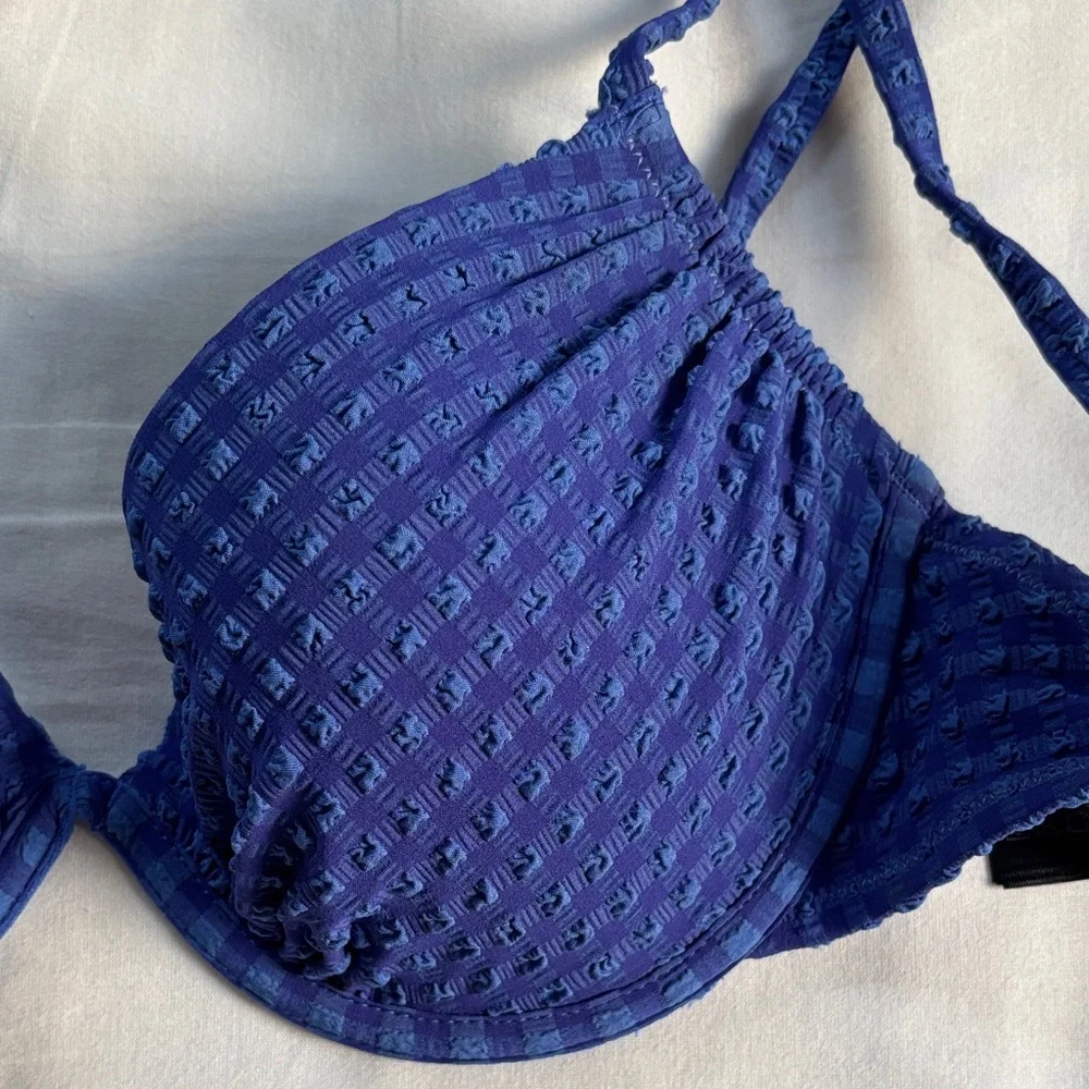 Blue Textured String Bikini Set - Picture 5 of 11